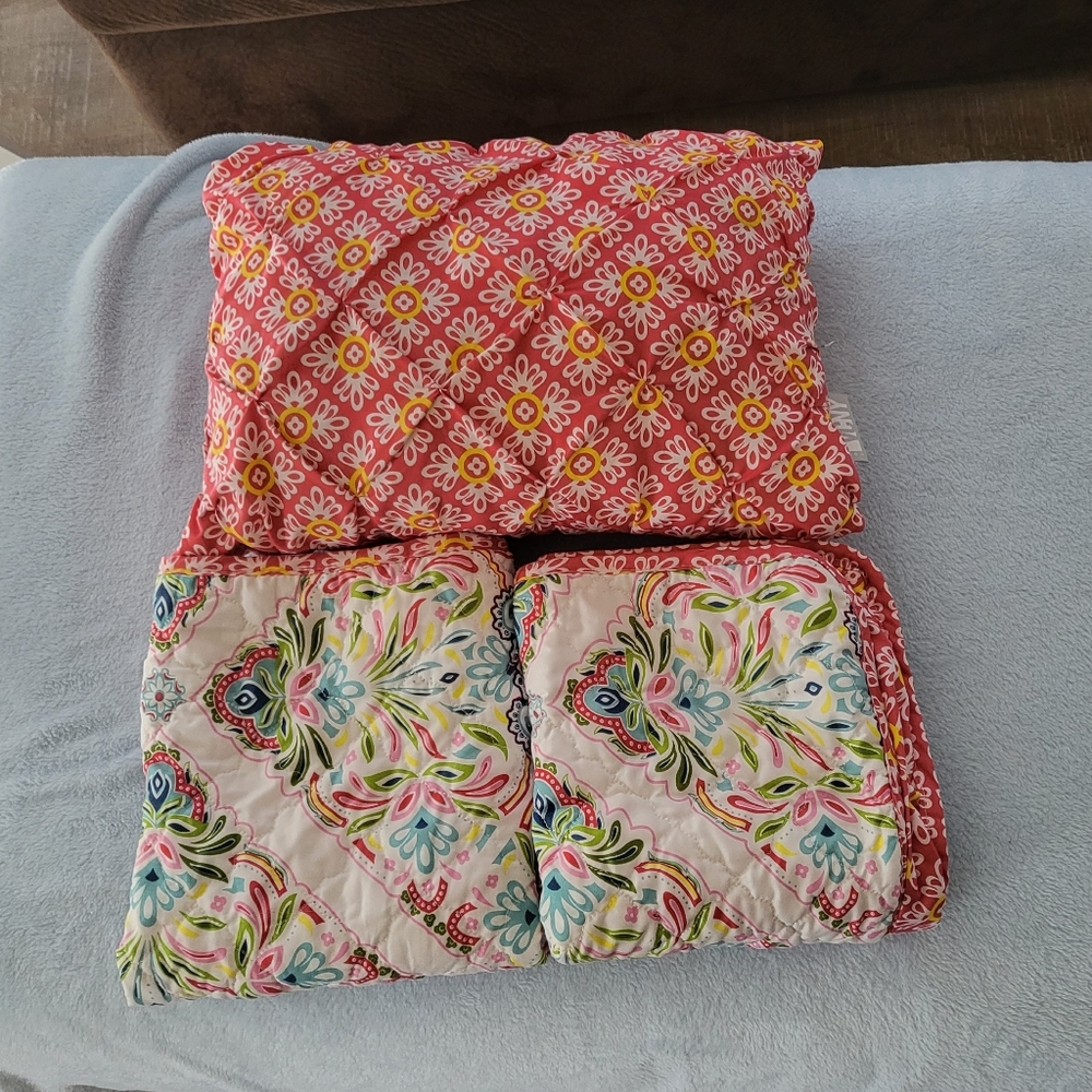 Floral and colorful design pair of King shams and small pillow. VCNY HOME